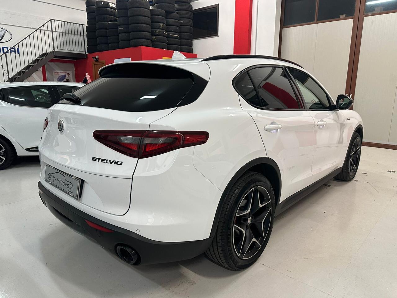 Alfa Romeo Stelvio 2.2 Turbodiesel 190 CV AT8 Q4 Sprint