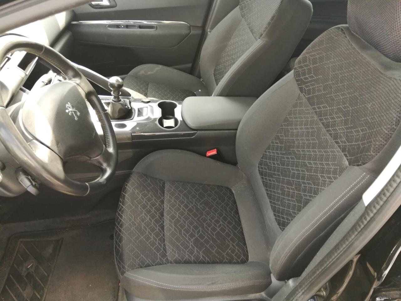 Peugeot 3008 HDi 120 CV EURO 6B SOLO COMMERCIANTI