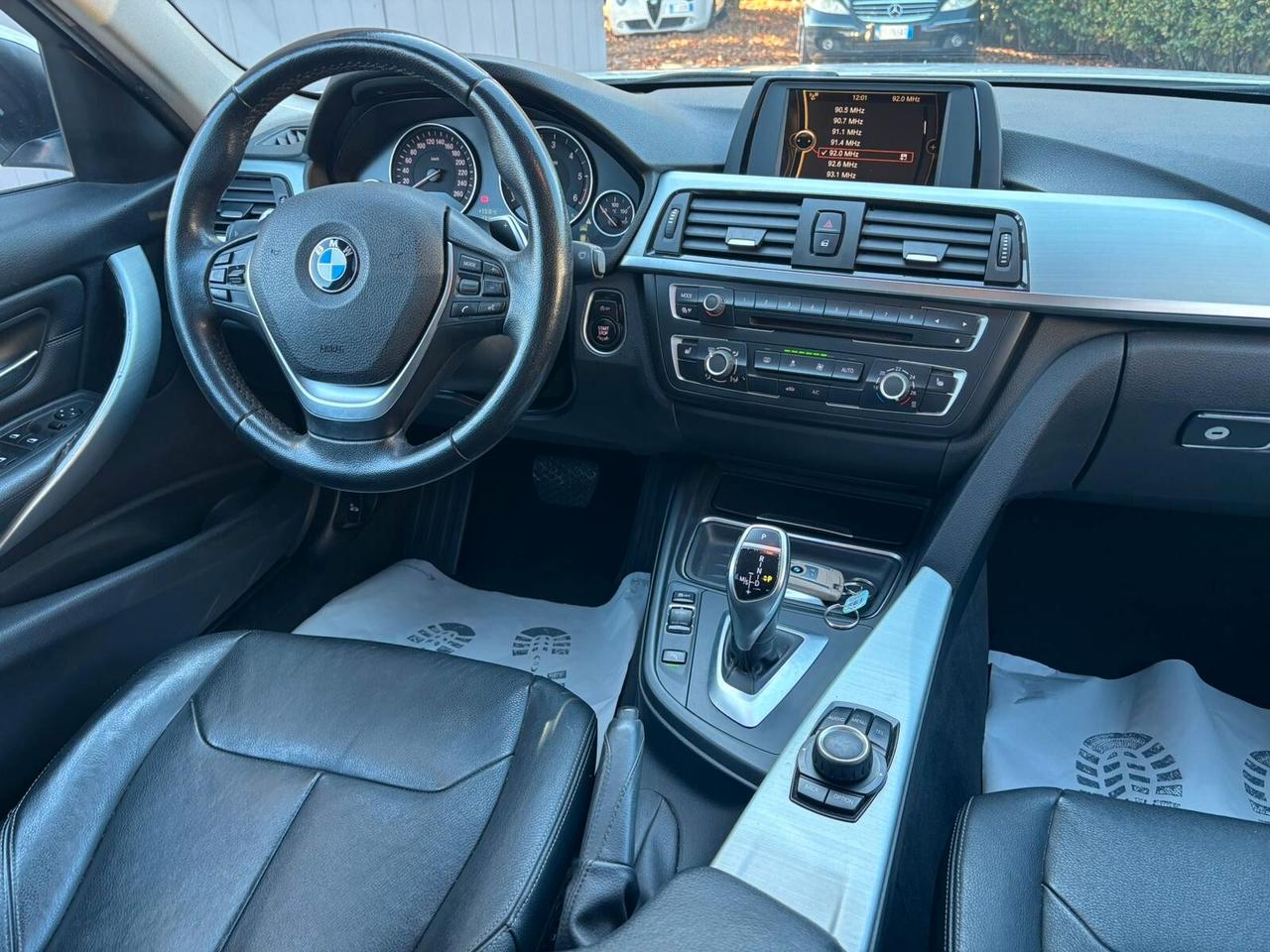 Bmw 320 320d xDrive Modern