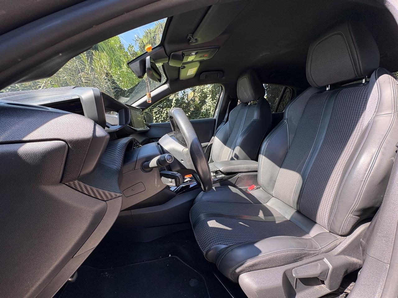 Peugeot 208 1.5 bluehdi GT Line(MOTORE 50.000KM)