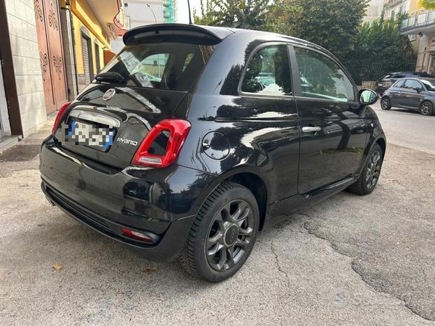 FIAT 500 1.0 Hybrid Dolcevita