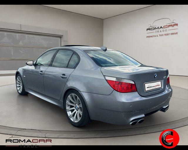BMW M5 cat