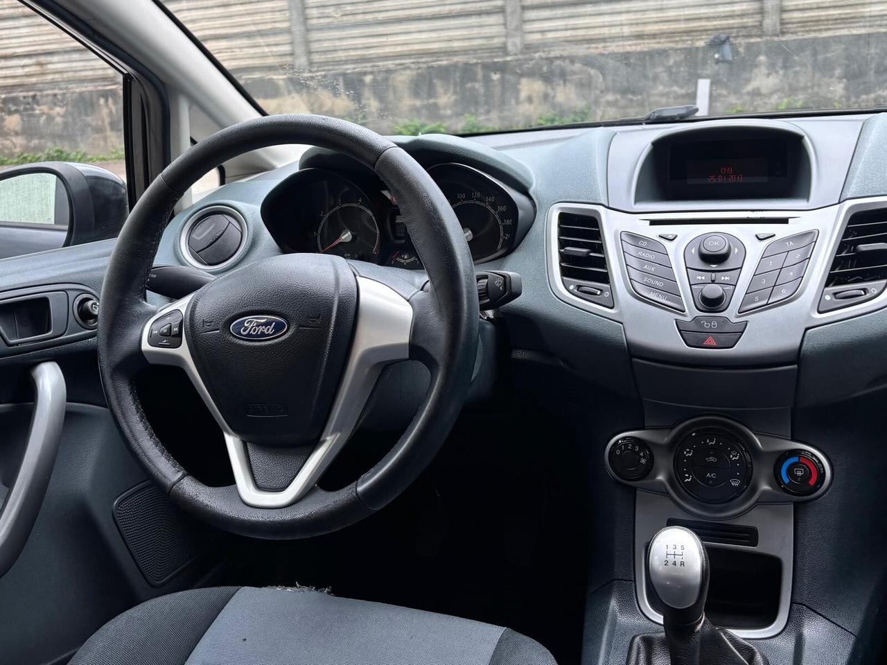 Ford Fiesta 1.2 82 CV 5 porte Titanium