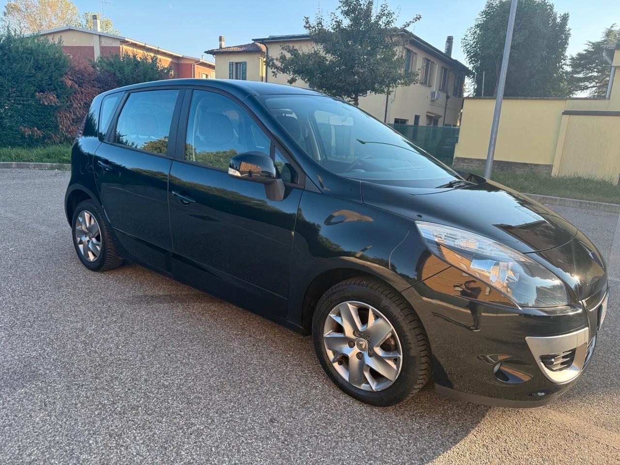Renault Scenic X-Mod 1.6 Gpl - NEOPATENTATI - 12 MESI DI GARANZIA