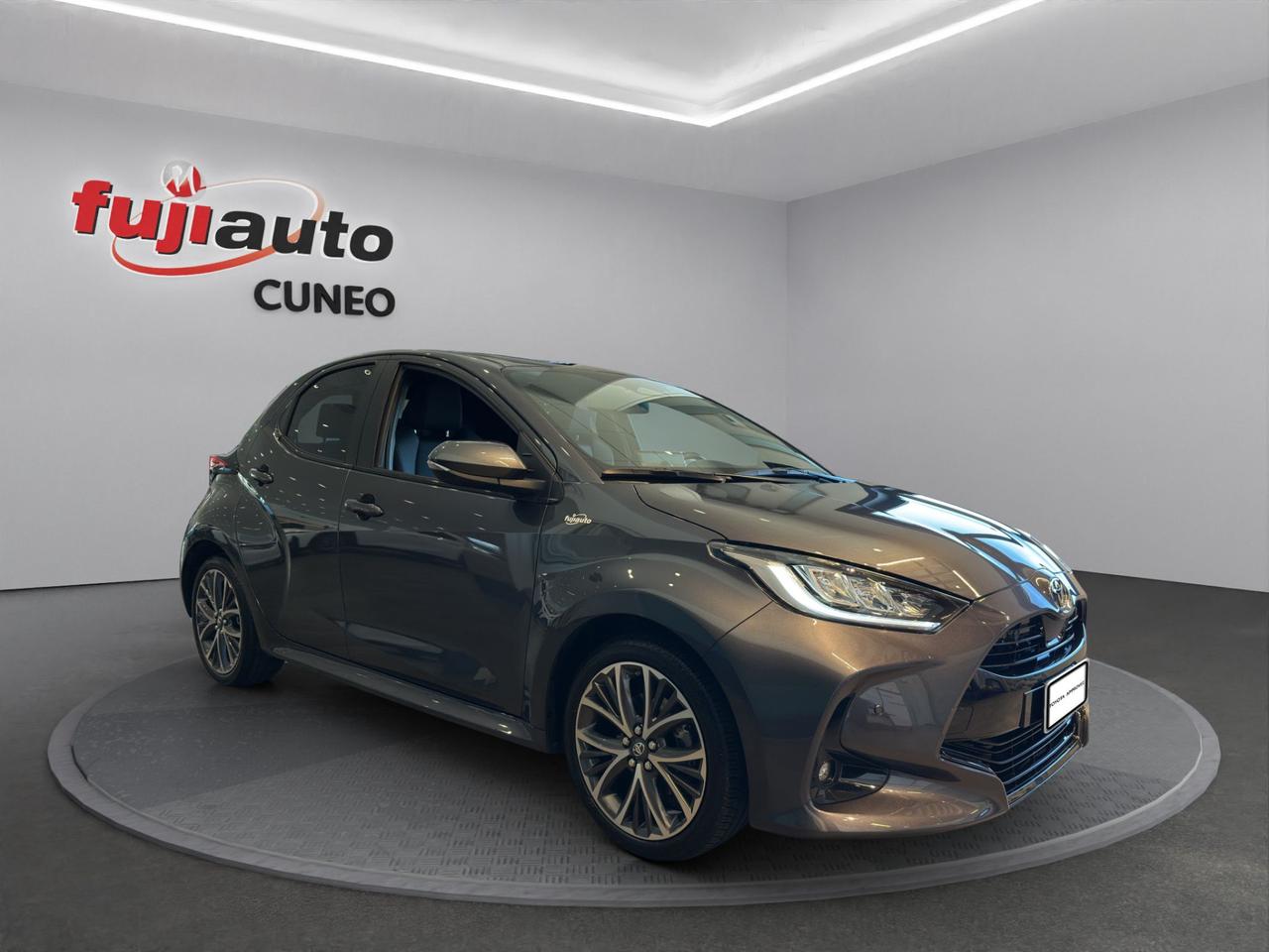 Toyota Yaris 1.5h 130 Lounge