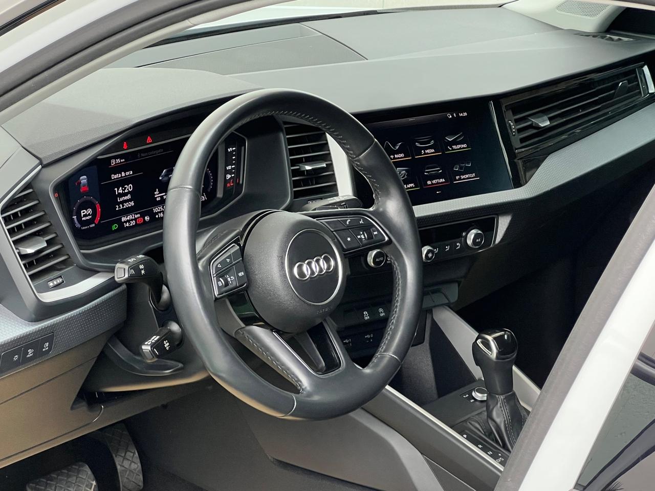 Audi A1 citycarver/allstreet 30 TFSI S tronic Identity Contrast