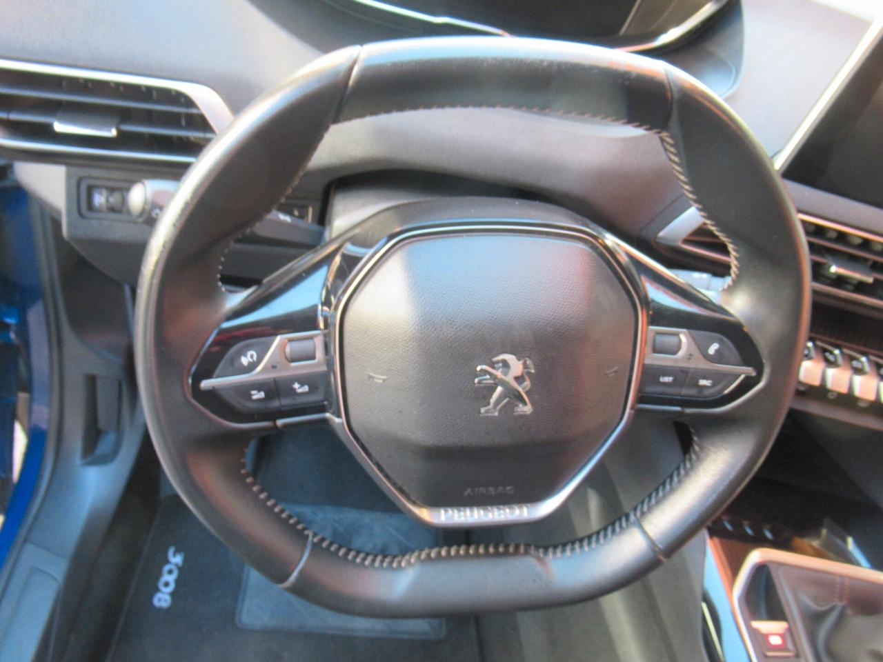 Peugeot 3008 BlueHDi 130 S&S Allure
