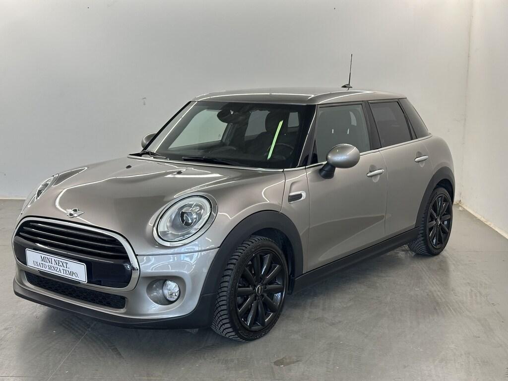 Mini Cooper D 1.5 D Cooper D Auto
