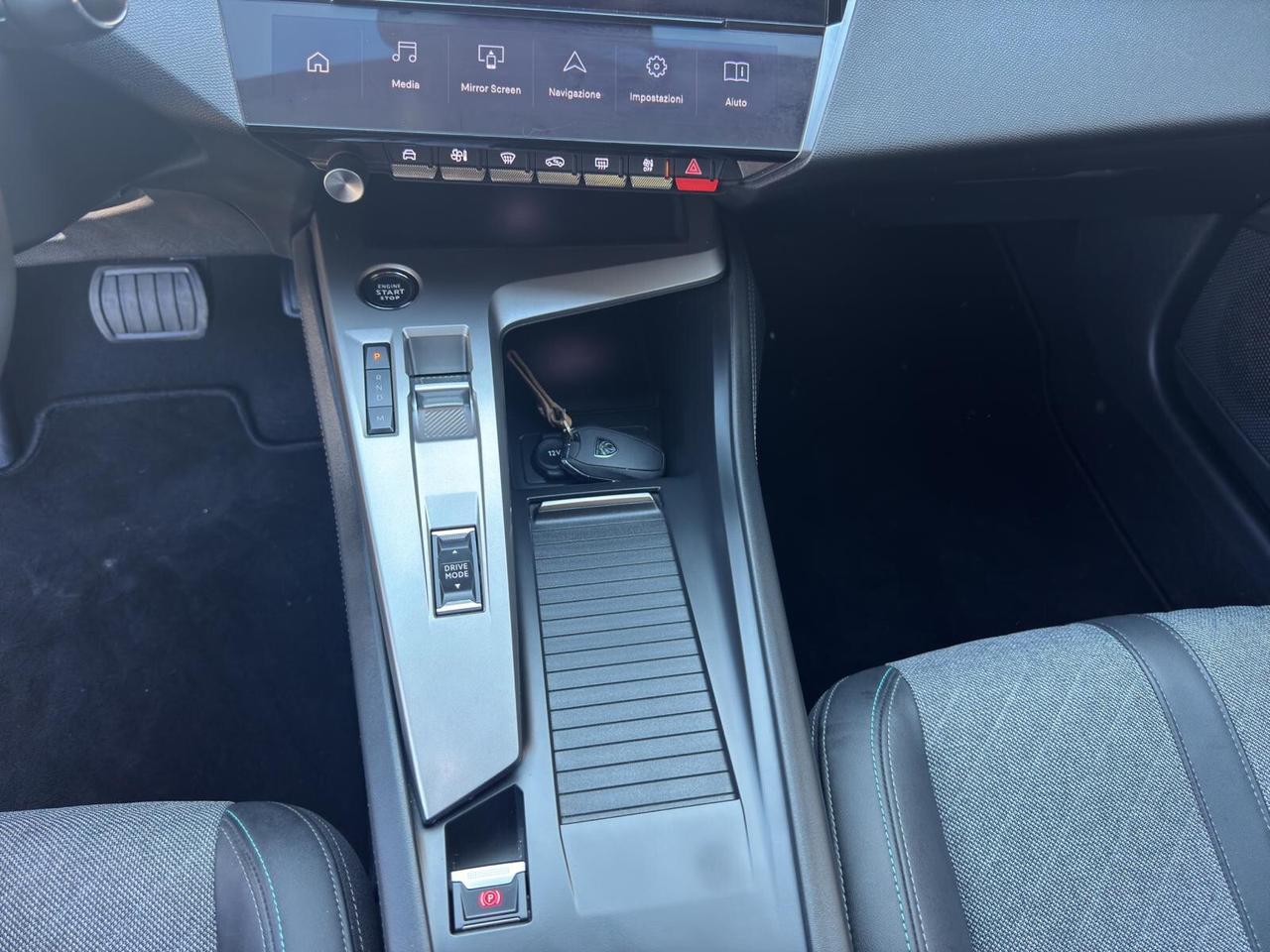 Peugeot 408 1.2 puretech 130cv Allure Pack 2023