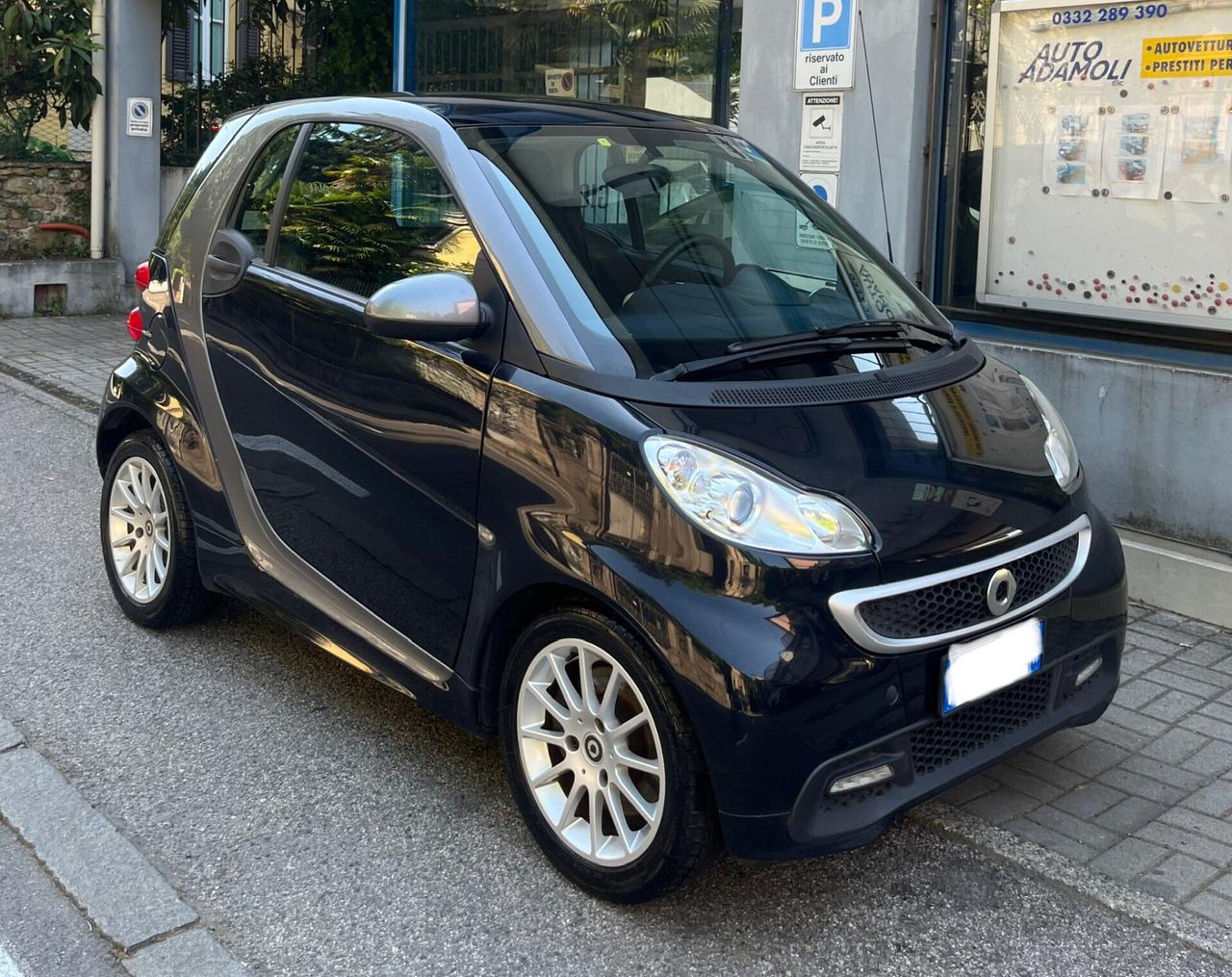 SMART FORTWO 1000 - 52 kW MHD COUPE' PURE - BENZINA - KM 85.484 - ANCHE PER NEOPATENTATI - PREZZO NON VINCOLATO A FINANZIAMENTO