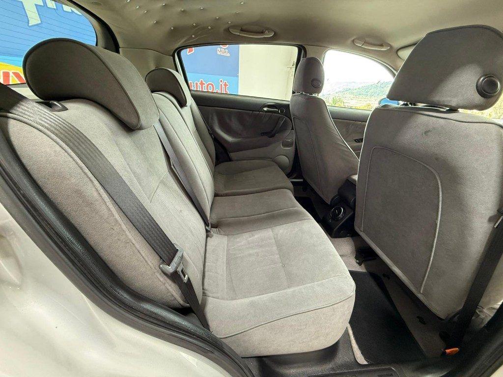 Alfa Romeo 147 1.9 JTD (120) 5 porte Distinctive