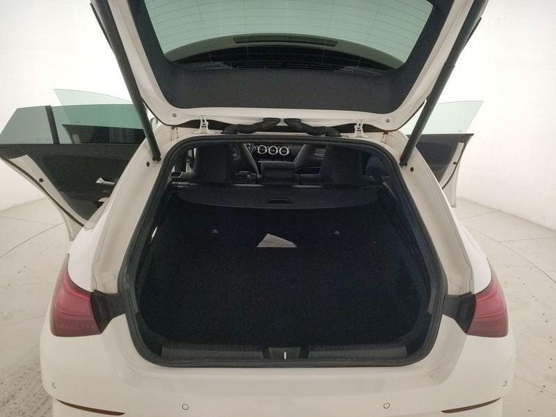 Mercedes-Benz CLA Sh.Brake - X118 2023 Shooting Brake 200 d AMG Line Premium auto