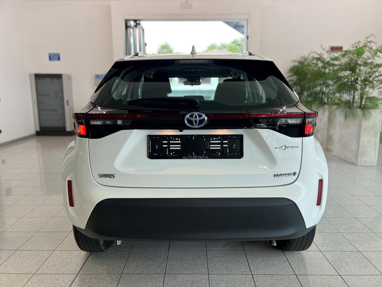 TOYOTA Yaris Cross 1.5 Hybrid 116 e-ctv CV Business