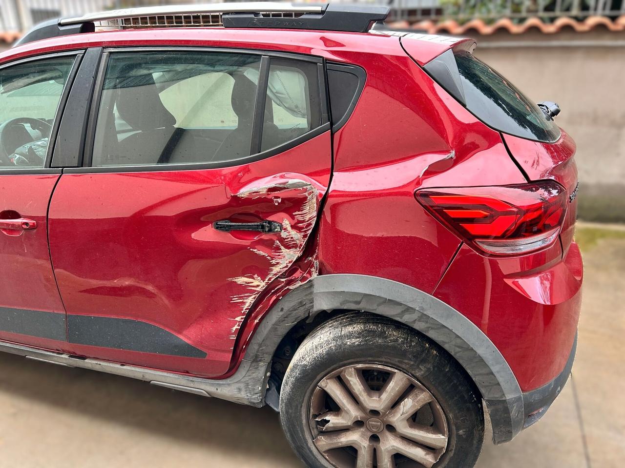 Dacia Sandero Stepway 1.0 TCe GPL - 2022 Incidentata