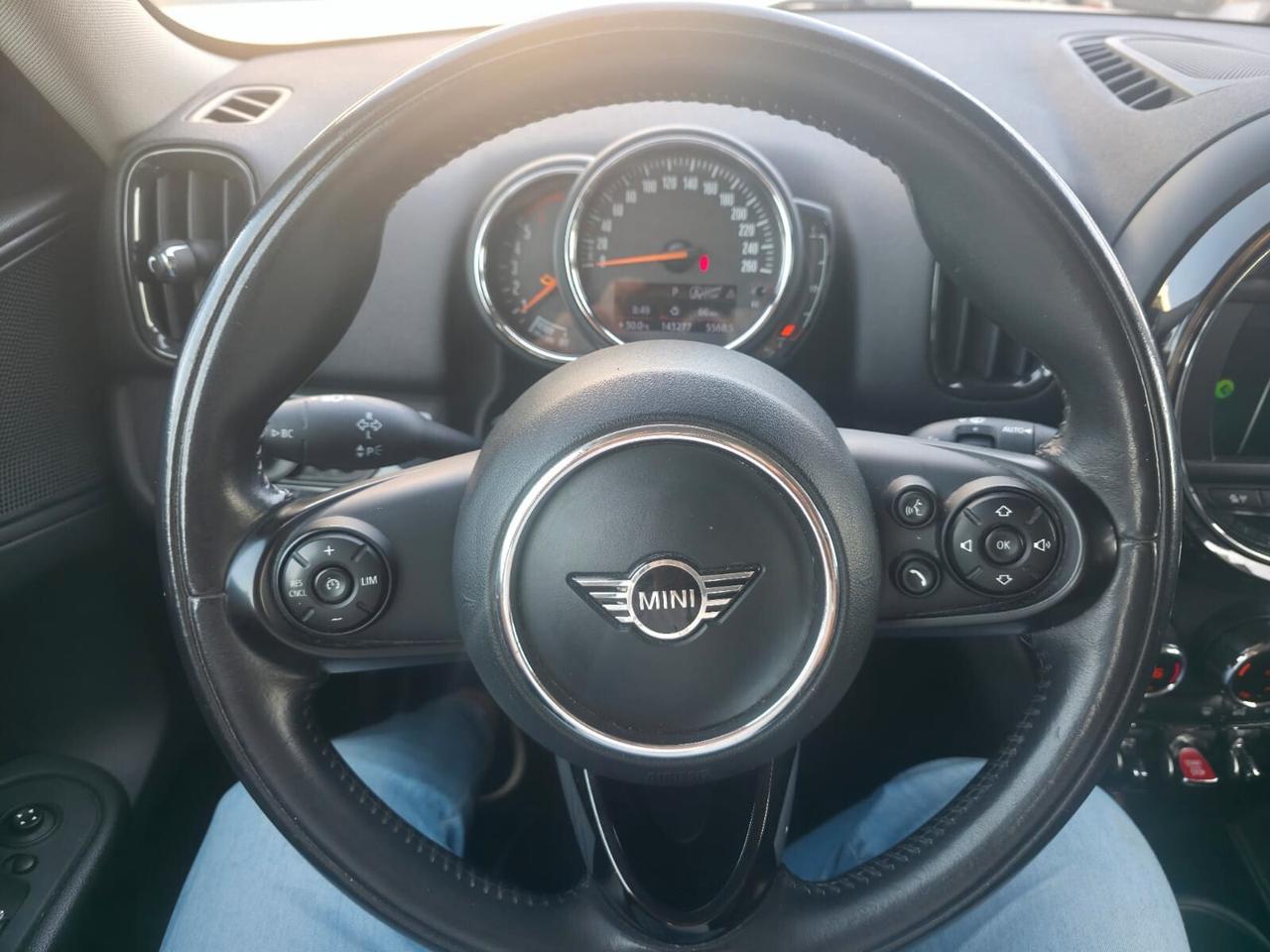 Mini Cooper D Countryman 2.0 Business Automatica