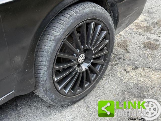 VOLKSWAGEN Transporter Transp. 2.5 TDI/102CV cat PL Caravelle