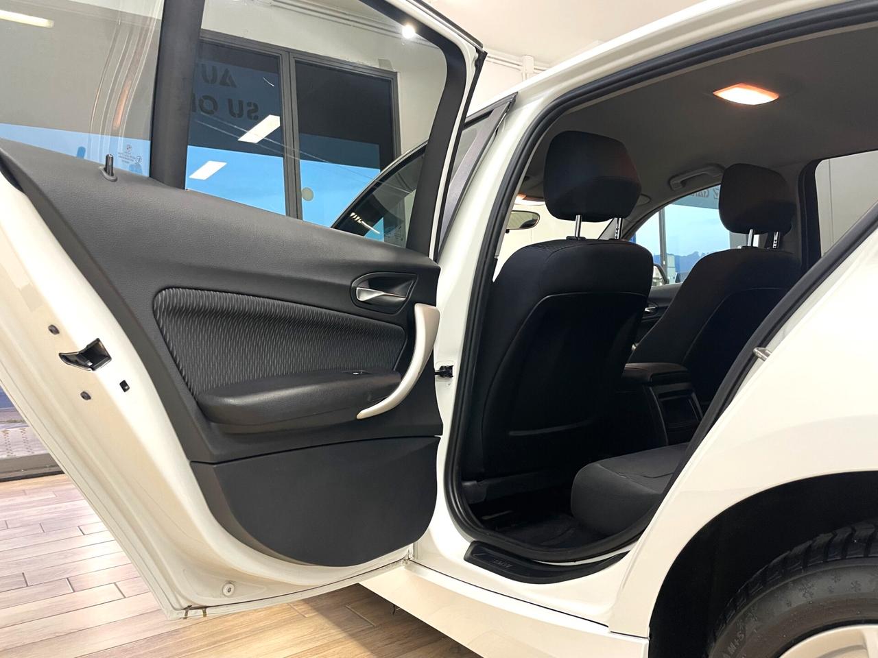 Bmw 114d 5p. Business