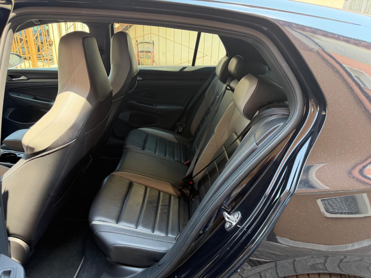 Volkswagen Golf 2.0 TDI DSG GTD 200Cv