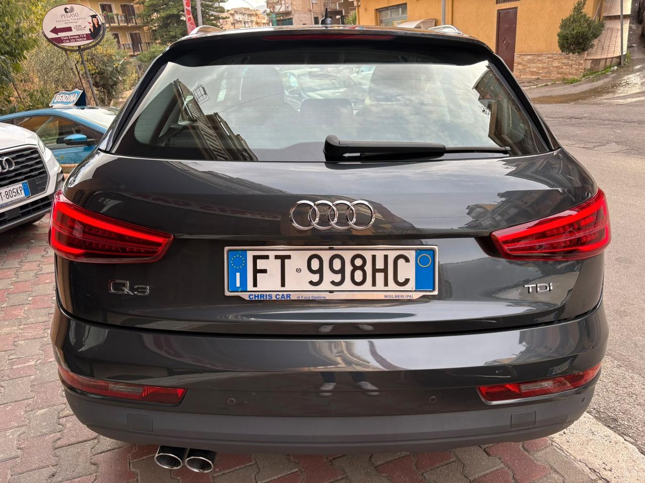 Audi Q3 2.0 TDI 120 CV Business