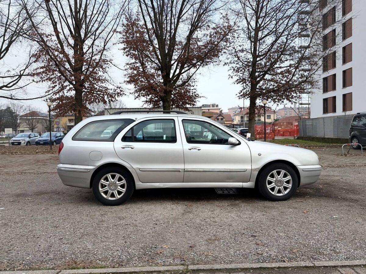 Lancia Lybra Station Wagon Lybra SW 1.9 Jtd Intensa