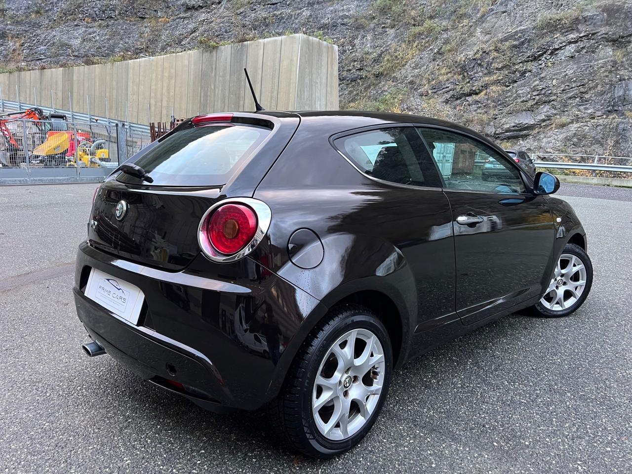 Alfa Romeo MiTo 1.6 JTDm 16V 120CV Distinctive Sport Pack