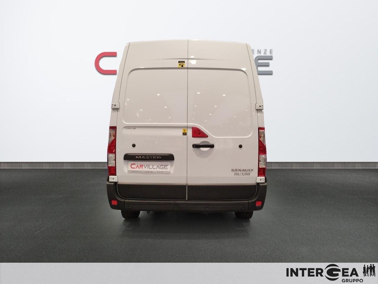 RENAULT Master T35 2.3 dci 135cv L2H2 Ice