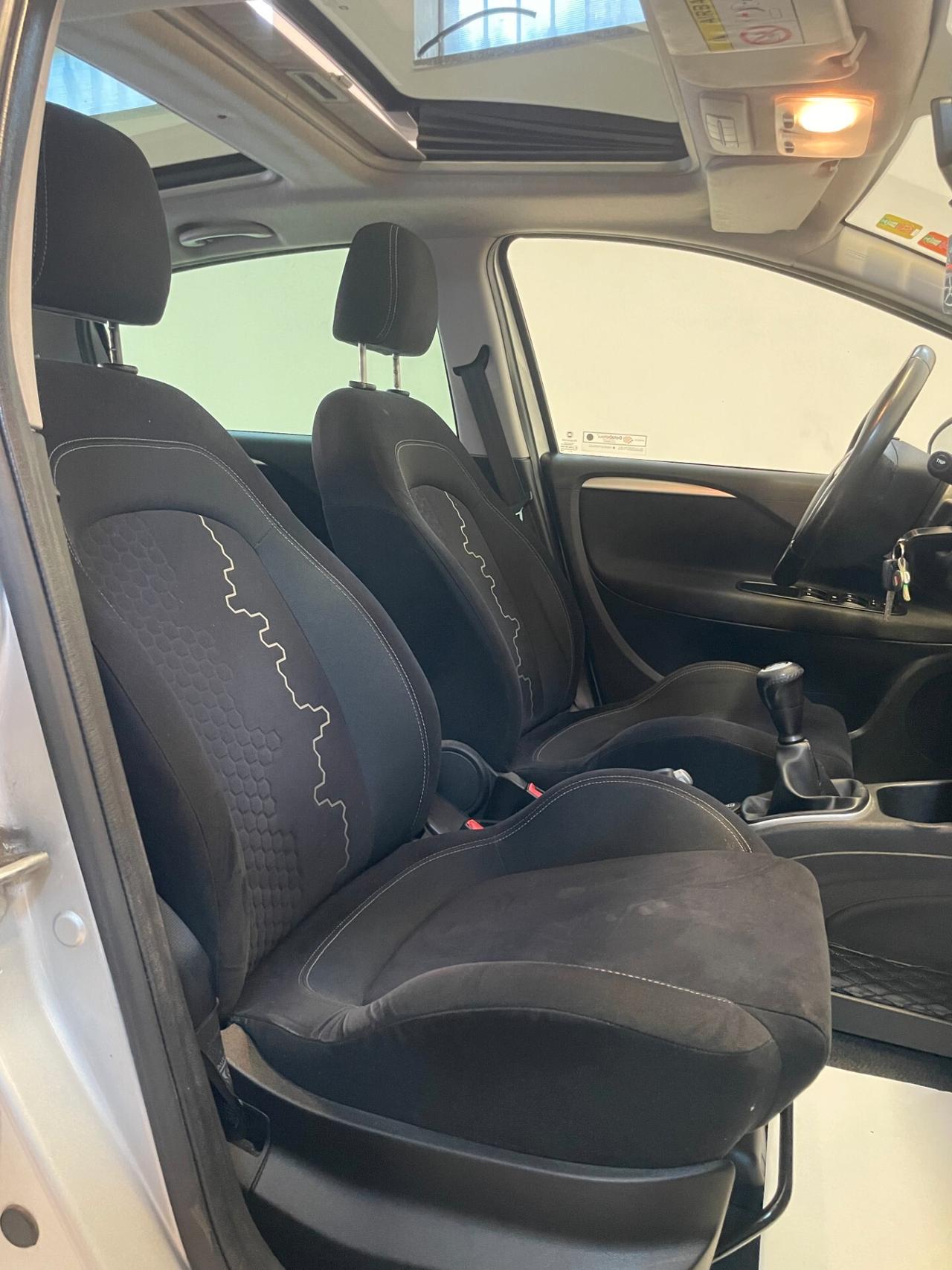 Fiat Punto 1.3 85 CV MJT Lounge TETTO APRIBILE Neopatentati