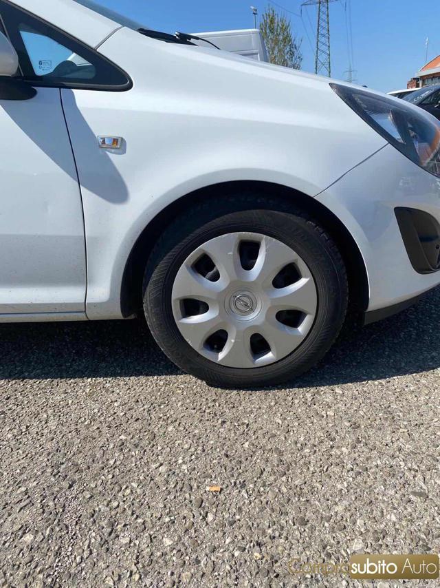 OPEL Corsa 1.2 85CV 3 porte GPL-TECH b-color