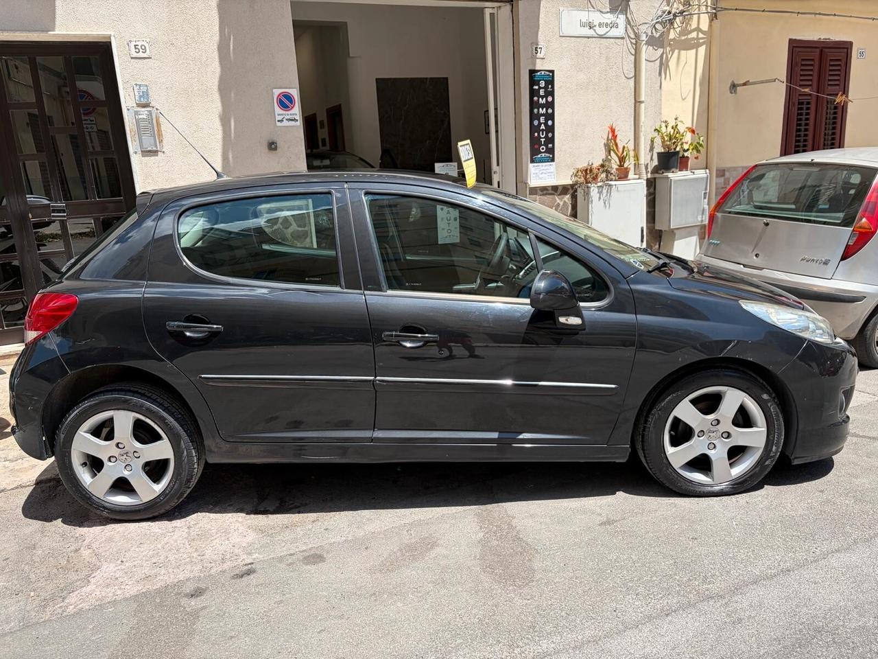 Peugeot 207 1.6 HDI 90CV 12 MESI DI GARANZIA