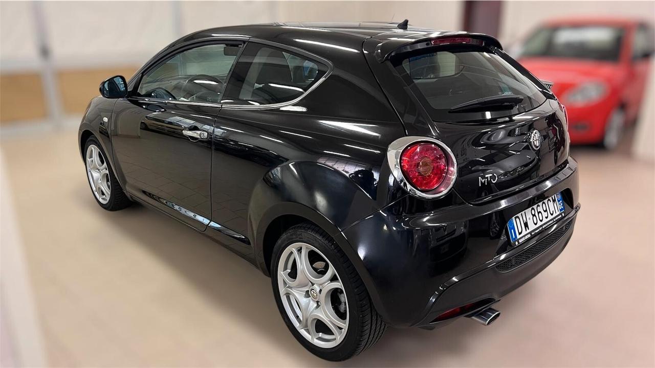 Alfa Romeo MiTo 1.3 JTDm 16V 90 CV Distinctive Sport Pack