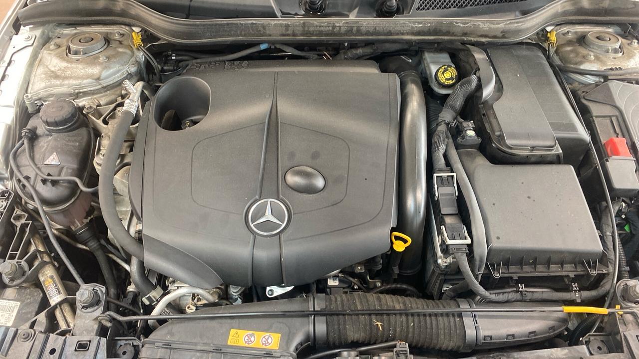Mercedes-benz GLA 220 d Automatic Premium 106 mila km