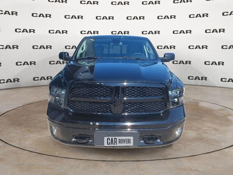 Dodge RAM MY 23 DS CLASSIC BLACK 5700 V8 395 CV GPL