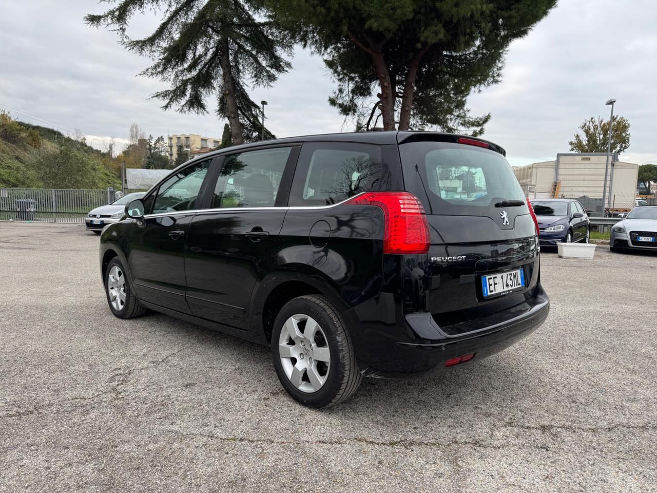 Peugeot 5008 1.6 HDi 112CV Business GARANTITA