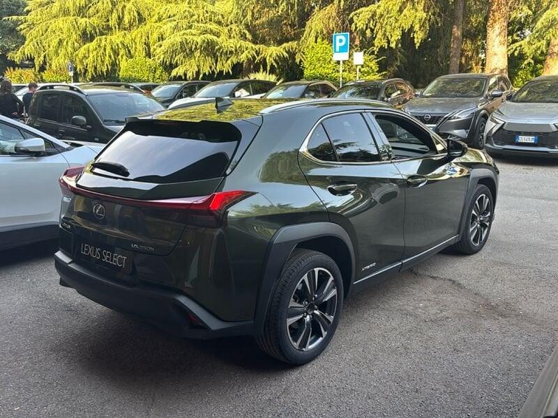 Lexus UX Hybrid Premium 2WD