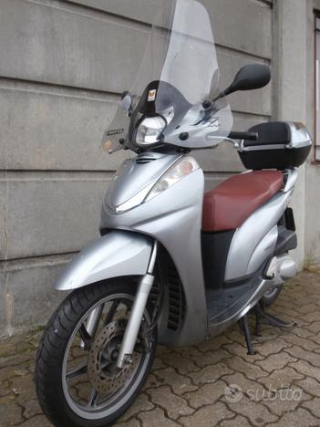 Honda SH 300 del 2007 compreso trapasso-tagliando-garanzia