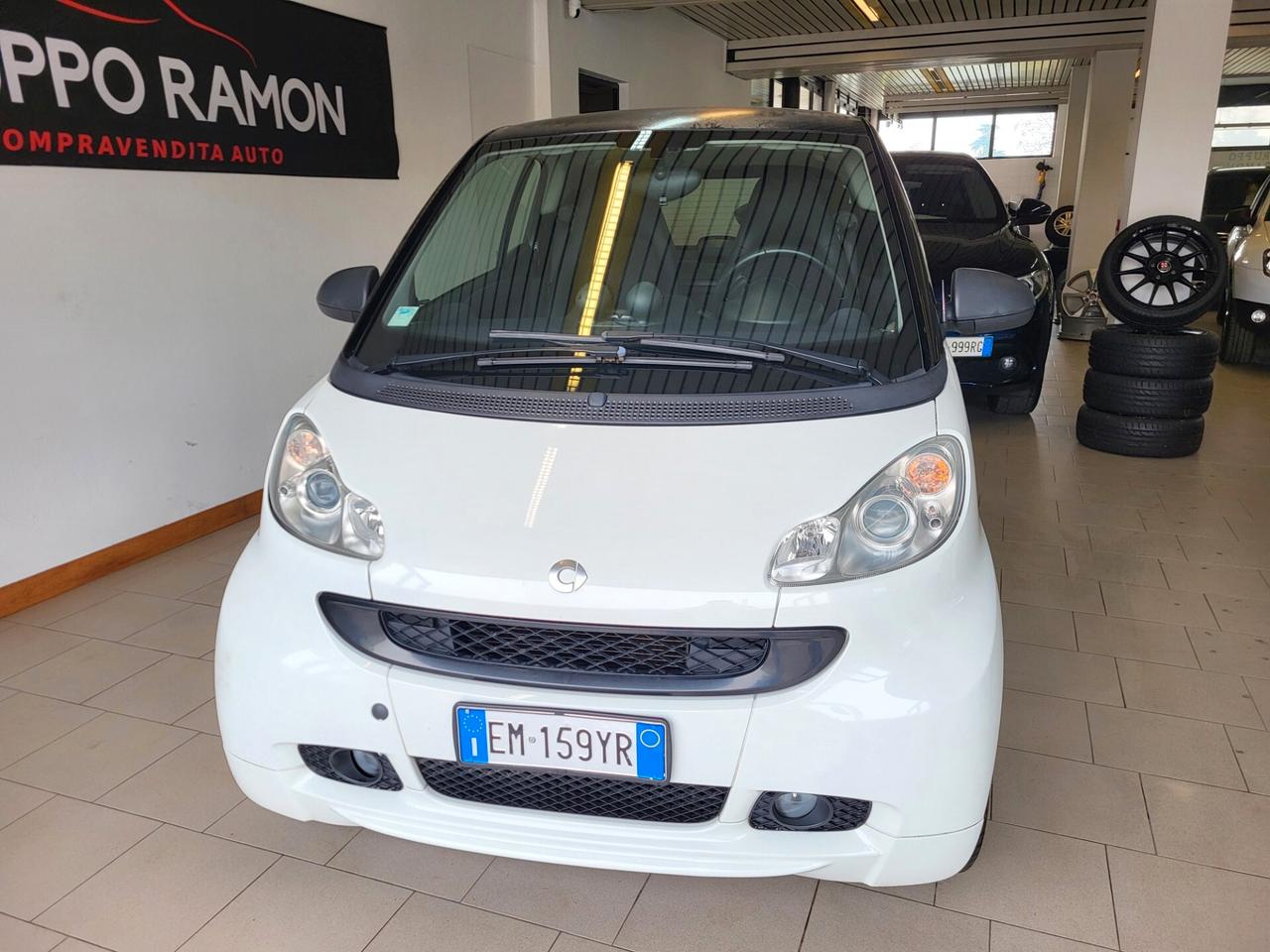 Smart ForTwo 1000 52 kW coupé pure