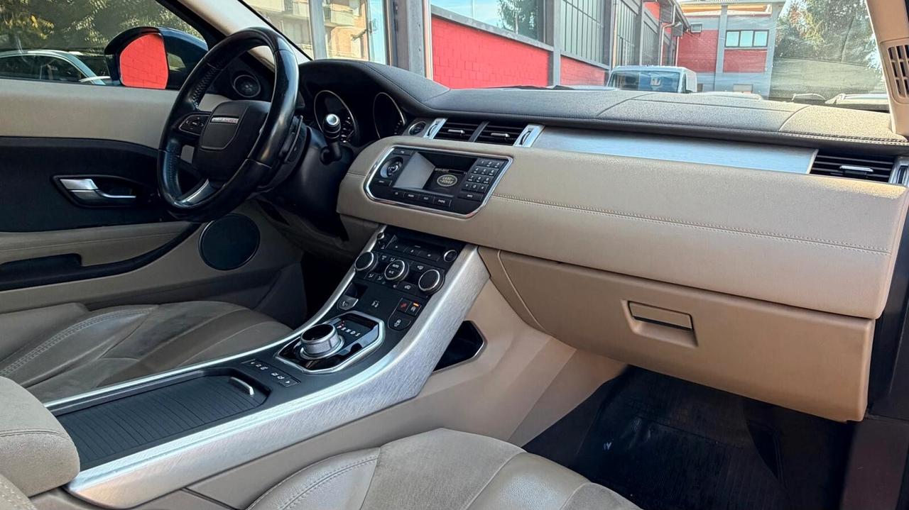 Land Rover Range Evoque 2.2 TD4 5p. Dynamic