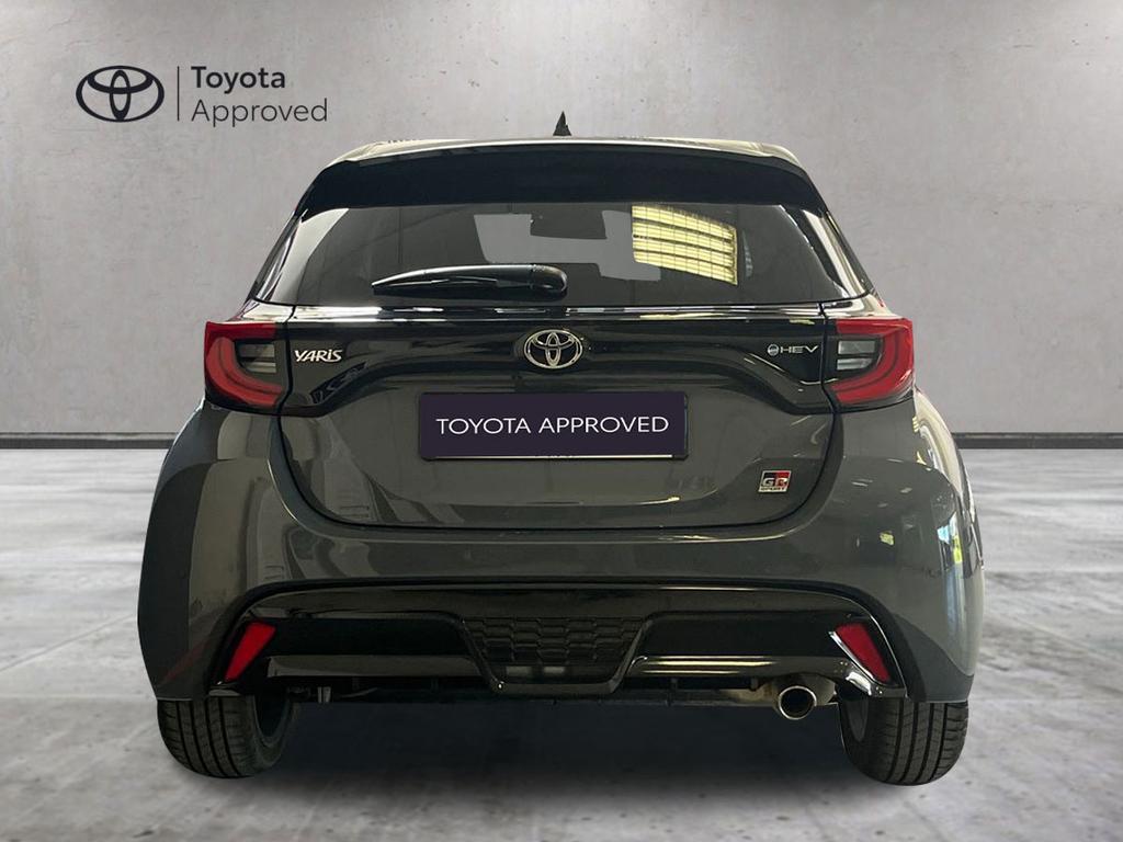 Toyota Yaris 1.5h 130 GR Sport
