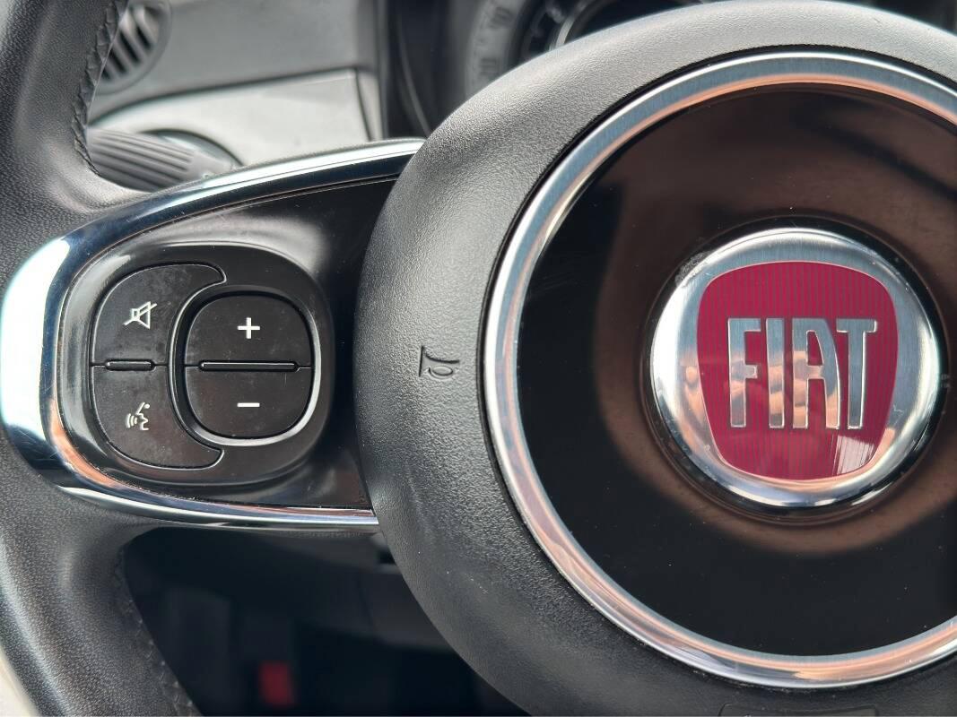Fiat 500 1.0 hybrid Lounge 70cv con CarPlay
