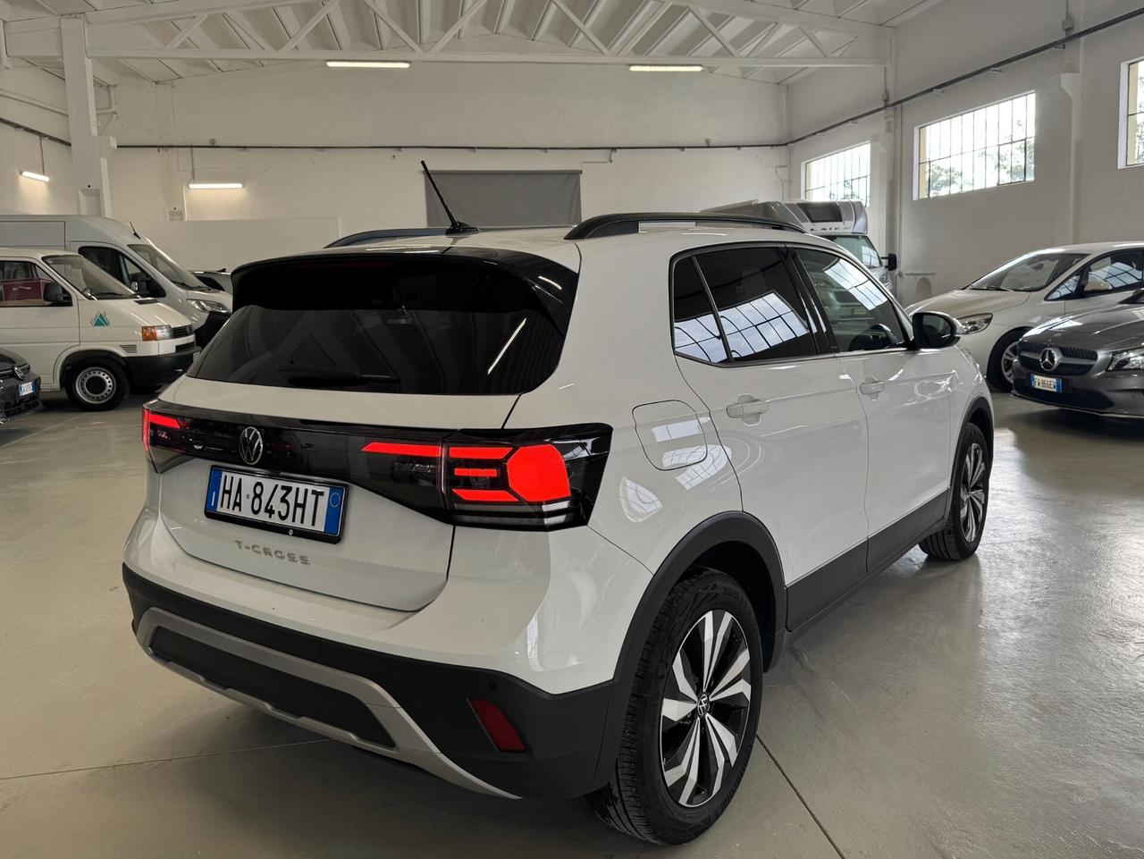 Volkswagen T-Cross 1.0 tsi Edition Plus + Tech P. / NO VINCOLI