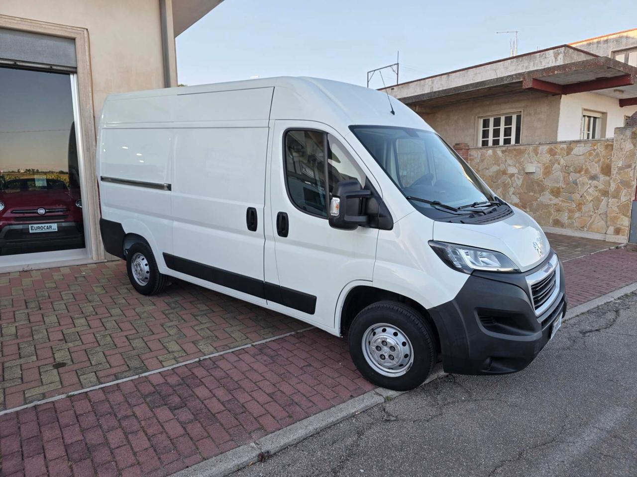 Peugeot Boxer 2.2 120cv BlueHdi SeS 333 L2H2