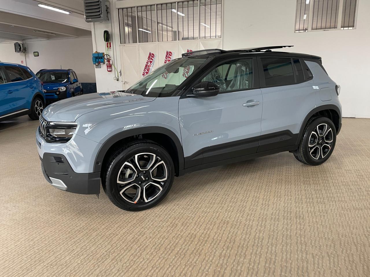 Jeep Avenger 1.2 Turbo 100 CV Summit Km0 Tetto aprib.+Bicolore