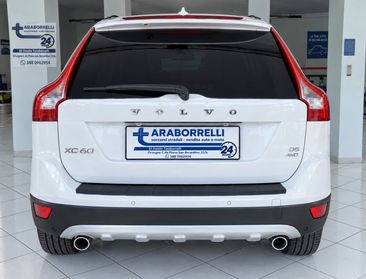 Volvo XC 60 XC60 D5 AWD Geartronic Summum