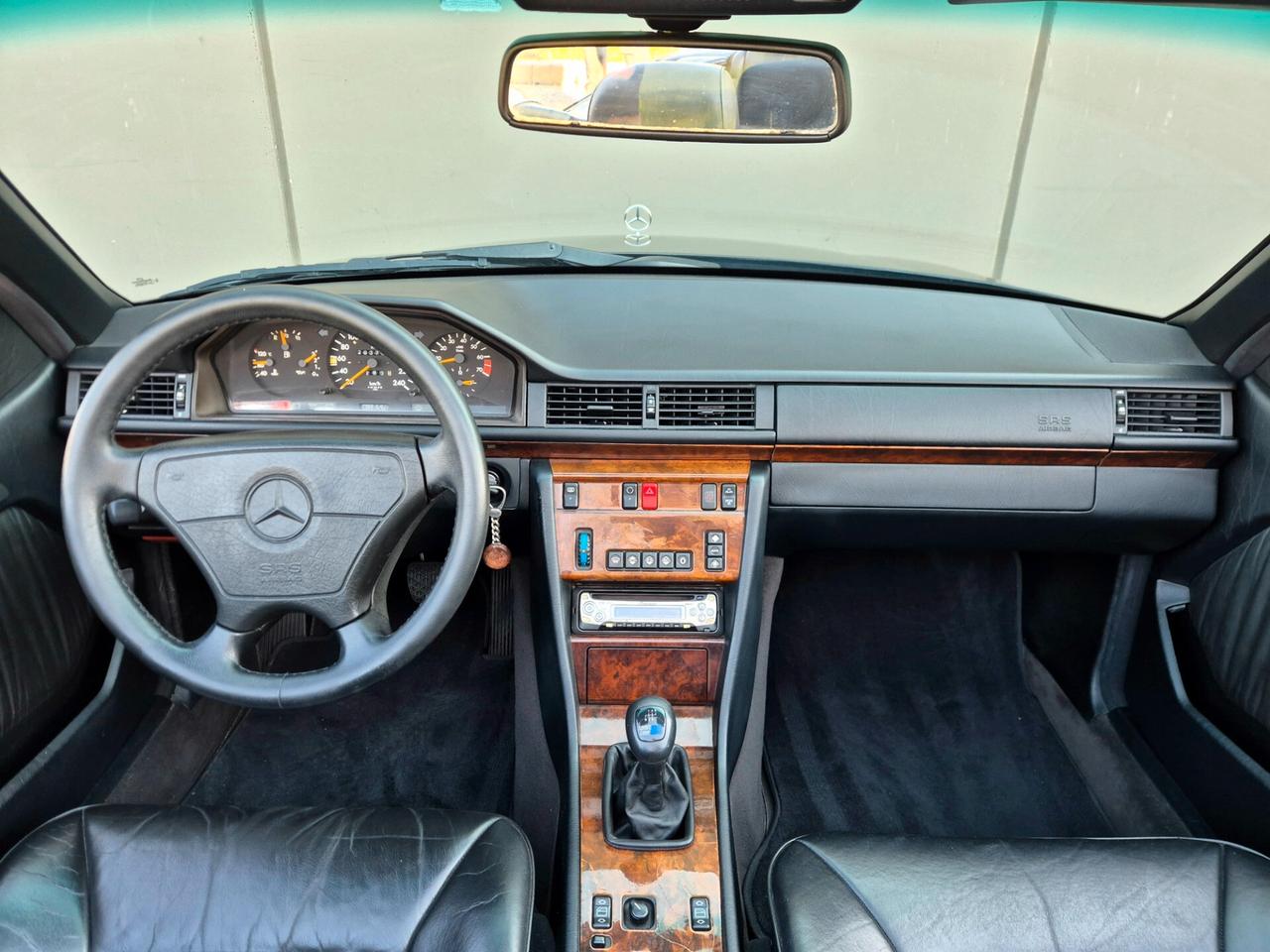 Mercedes-benz E-Series E 200 cat Cabriolet