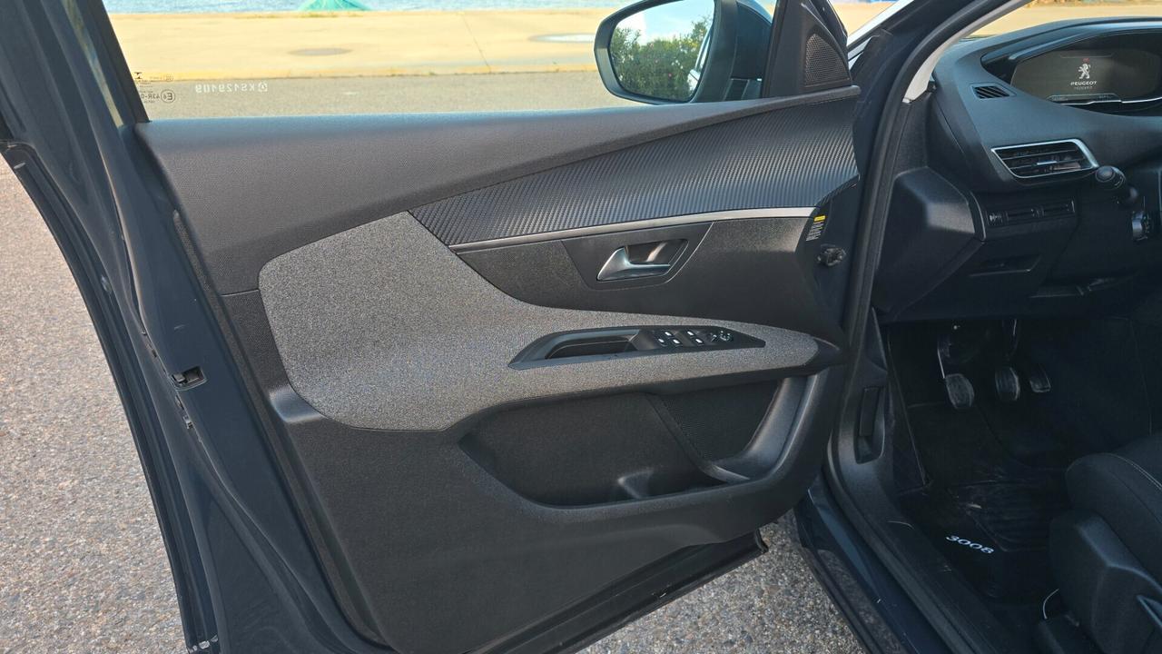 Peugeot 3008 BlueHDi 130 S&S Business