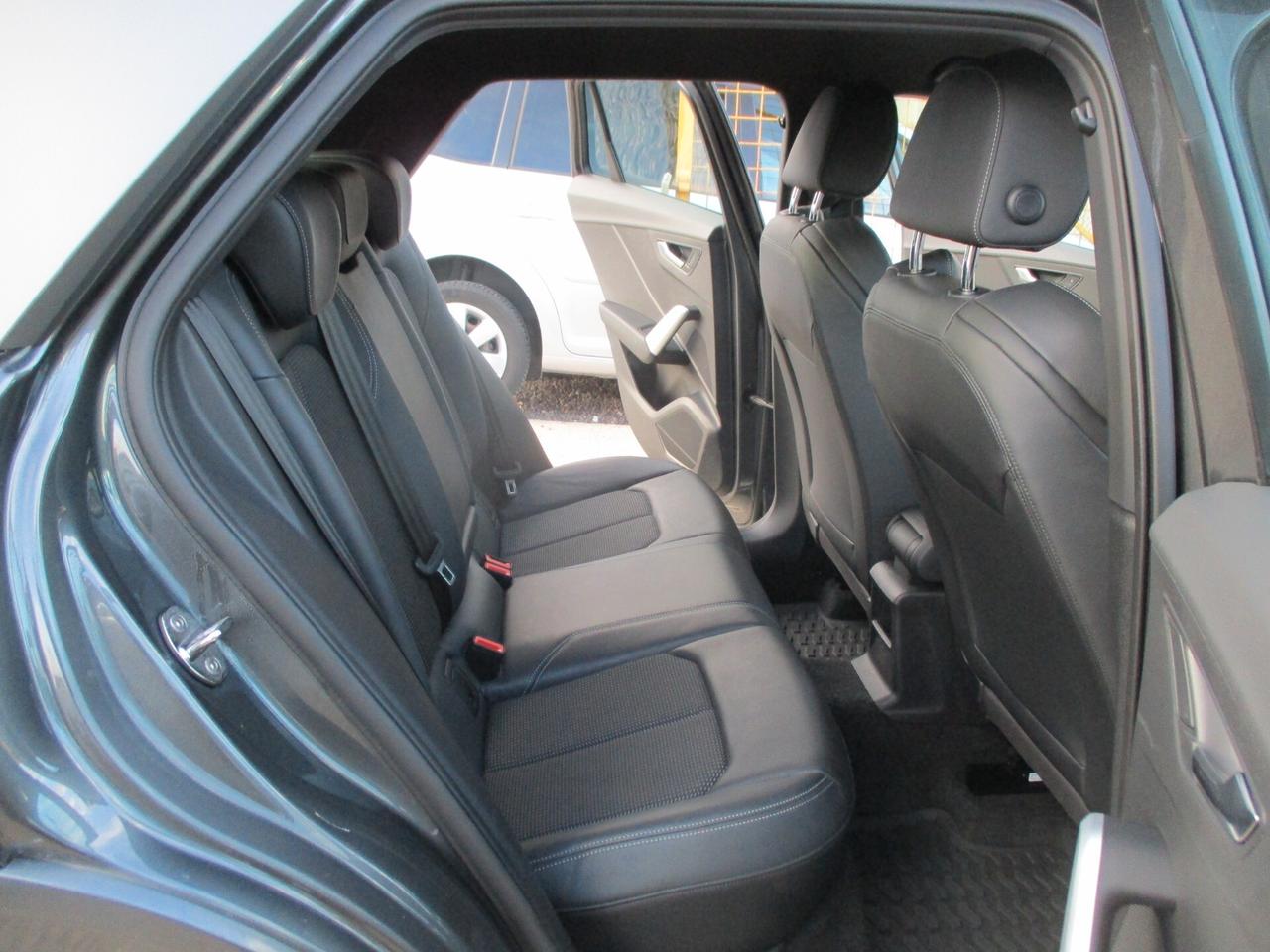 Audi Q2 35 TDI quattro S tronic S- line FULL!! 2020