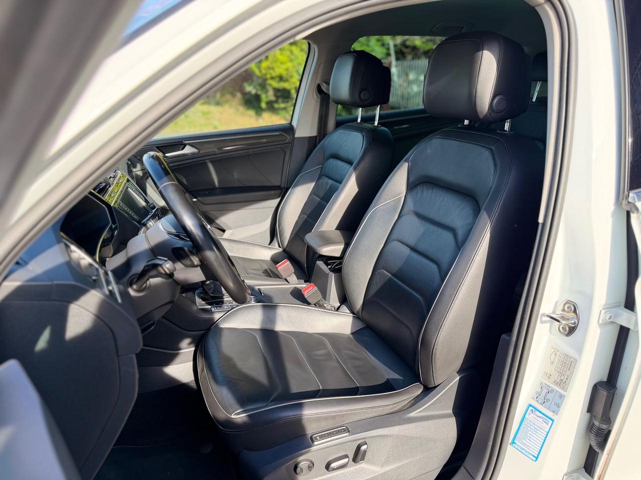 Volkswagen Tiguan Executive 2.0 TDI  #10873