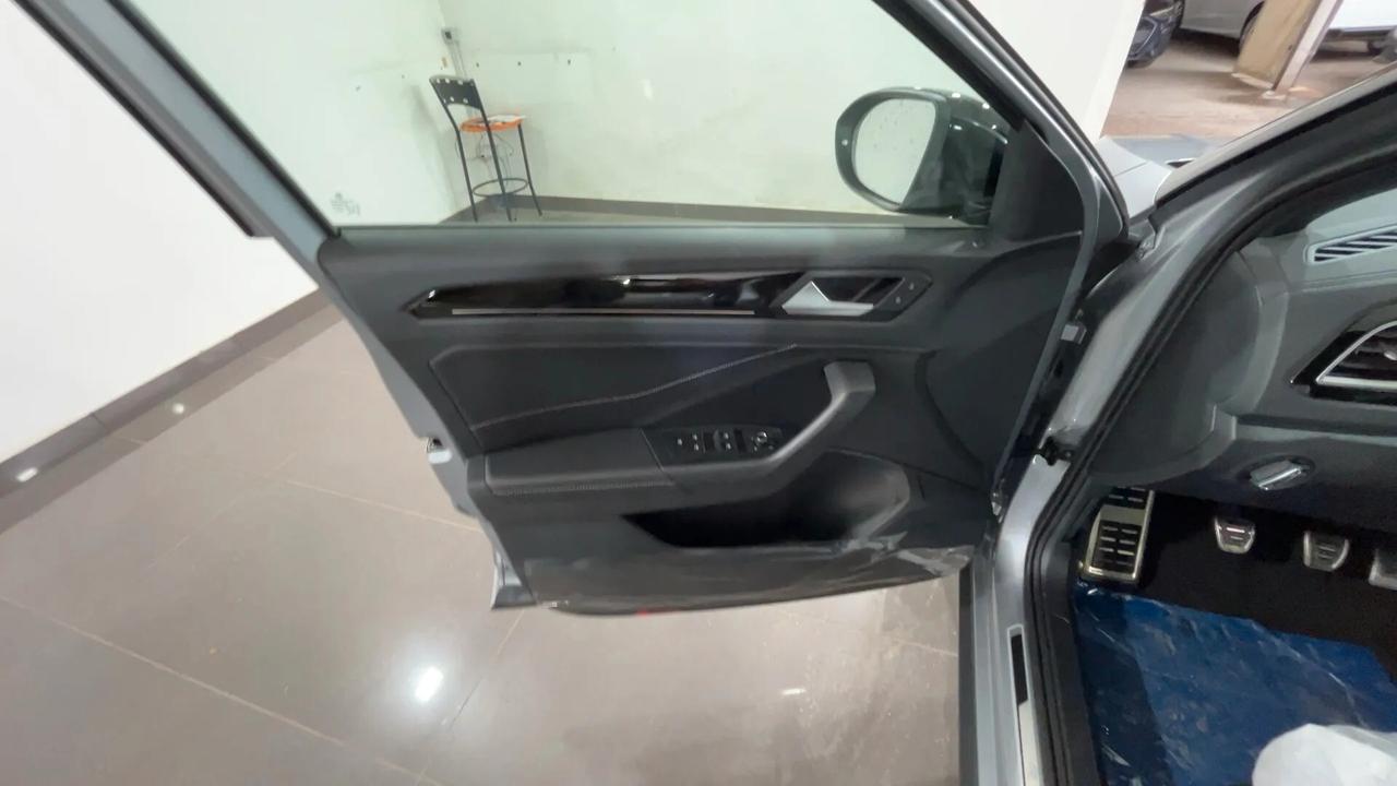 Volkswagen T-Roc 1.0 TSI R-Line Plus