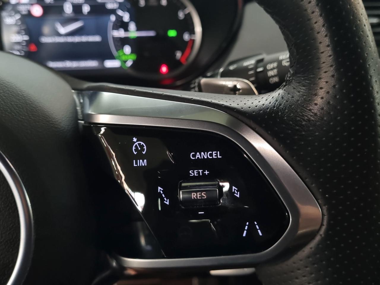 Jaguar E-Pace 1.5 I3 PHEV 300 CV AWD Auto R-Dynamic S