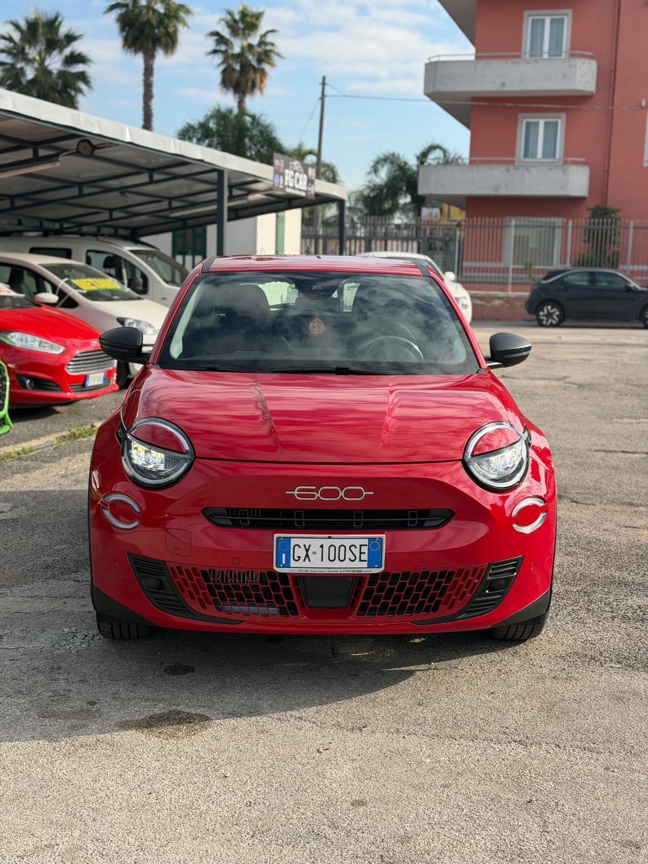 Fiat 600 Hybrid 100 CV DCT MHEV La Prima